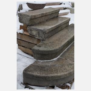 Kleine Treppenanlage Granit