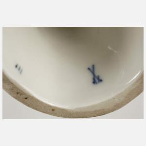Meissen "Nymphensittich auf Stamm"