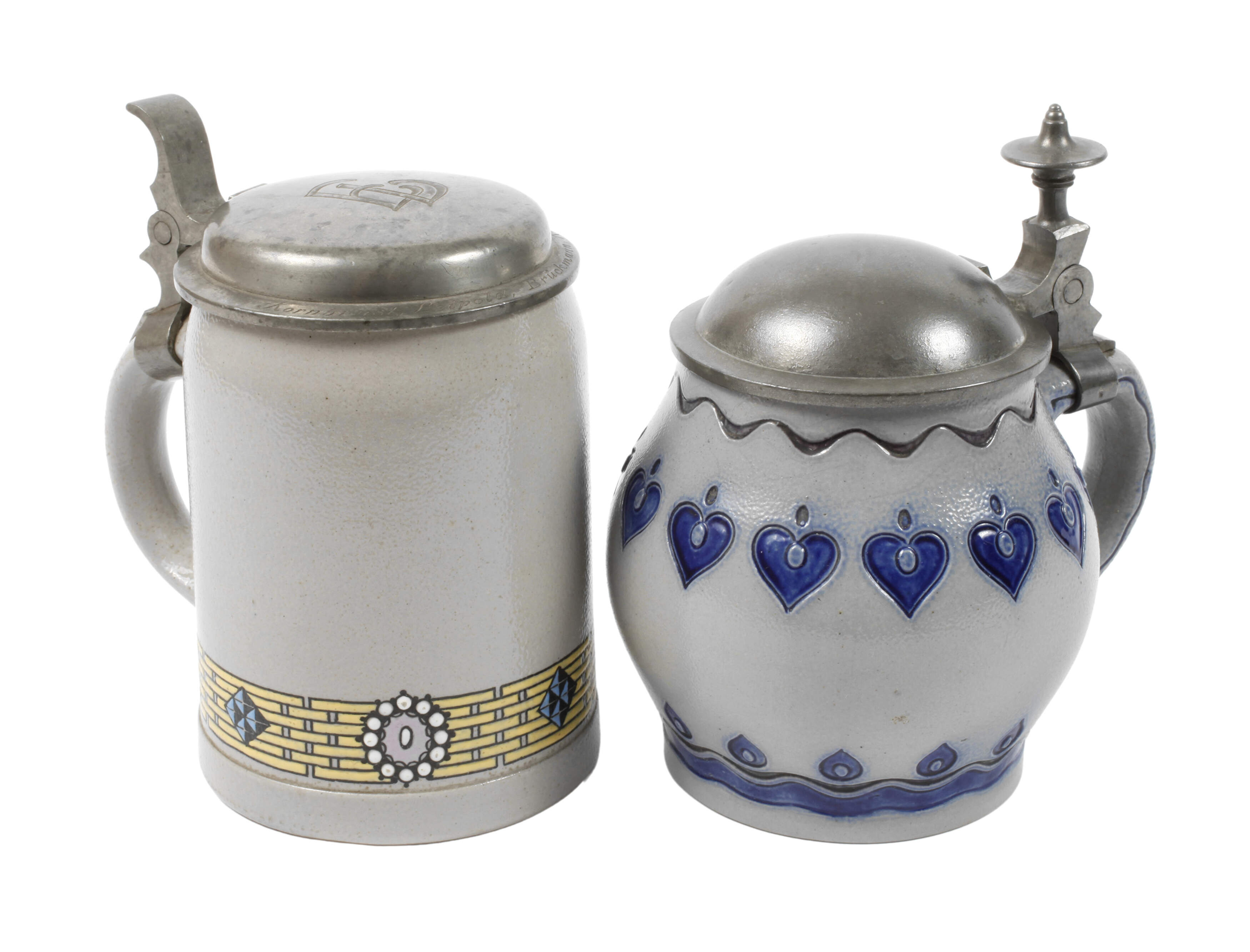 Zwei Westerwalder Bierkrüge