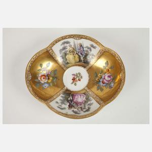 Meissen Vierpasstasse Figurenmalerei