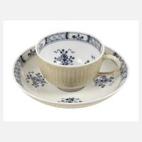 Meissen Tasse mit Unterschale Blaumalerei111