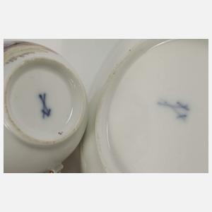 Meissen Tasse mit Untertasse Figurenmalerei