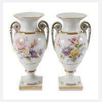 Meissen Paar Amphorenvasen "Blumenbukett"111
