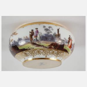 Meissen kleine Deckeldose Figurenmalerei