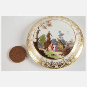 Meissen kleine Deckeldose Figurenmalerei