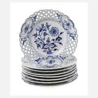 Meissen acht Durchbruchteller "Zwiebelmuster"111