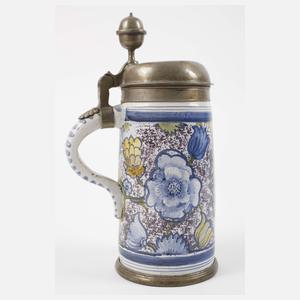 Barocker Fayencewalzenkrug mit Architekturmotiv