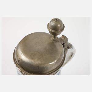 Barocker Fayencewalzenkrug mit Architekturmotiv