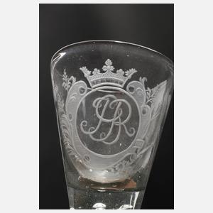 Spitzkelch mit Wappen