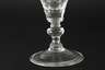 Trichterpokal mit Spiegelmonogramm