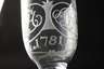 Barockes Hochzeitsglas mit Spiralfuß