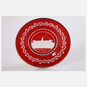 Zwei Andenkenteller und Vase