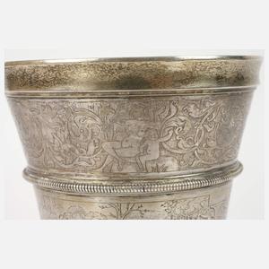 Silber Stangenbecher mit Jagd- und Genremotiven