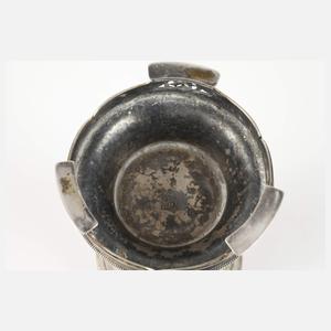 Silber Stangenbecher mit Jagd- und Genremotiven