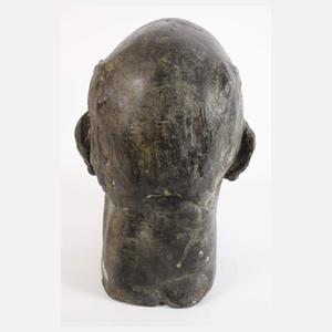 Großer Bronzekopf eines Mannes