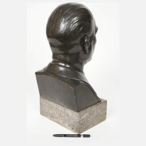 August Bauer, großer Bronzekopf