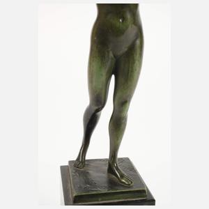 Otto Hoffmann, Stehende mit Degen