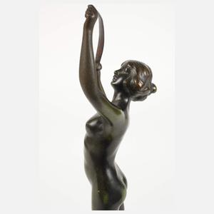 Otto Hoffmann, Stehende mit Degen