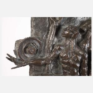 Großes figürliches Bronzerelief