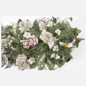 Große florale Zierapplik