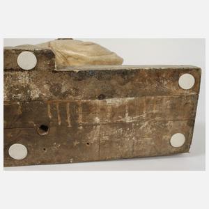 Geschnitzte Heiligenfigur