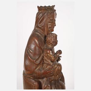 Geschnitzte Madonna