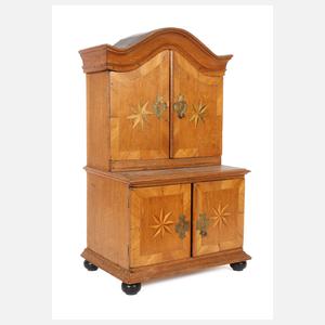 Barockes Miniaturmöbel