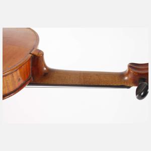 Violine im Etui