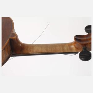 Violine im Etui