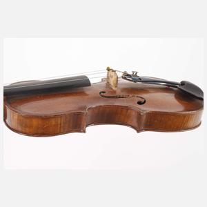 Violine im Etui