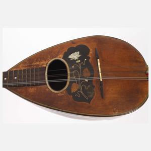 Laute und zwei Mandolinen