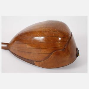 Laute und zwei Mandolinen