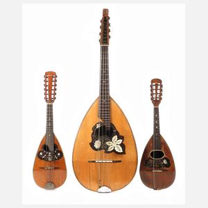 Laute und zwei Mandolinen