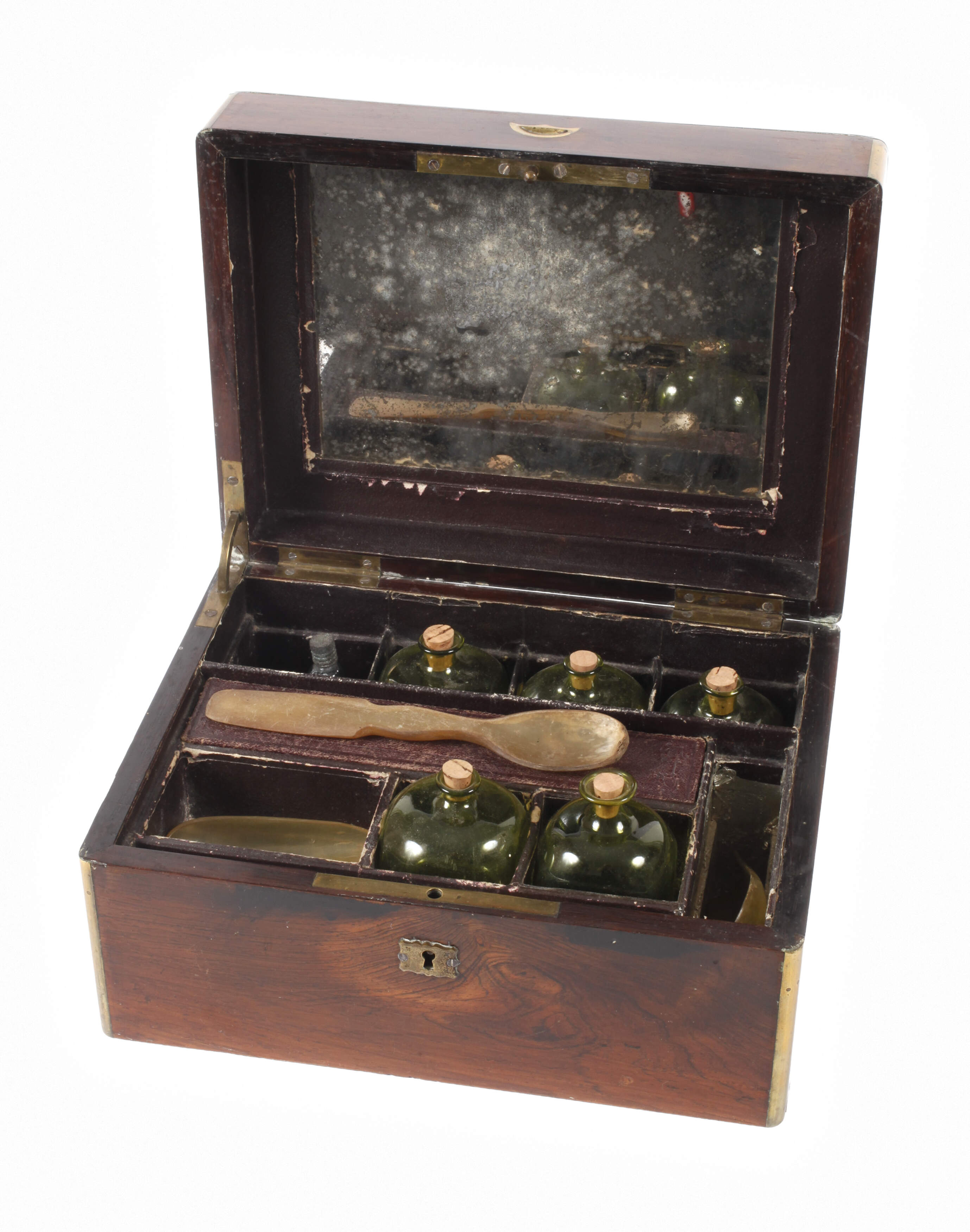 Reiseapotheke aus Adelsbesitz