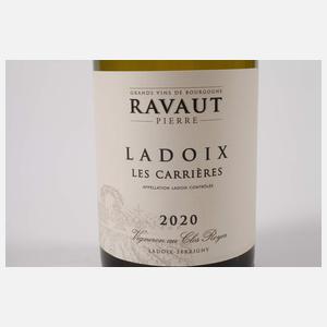Sechs Flaschen Ladoix Les Carrières 2020
