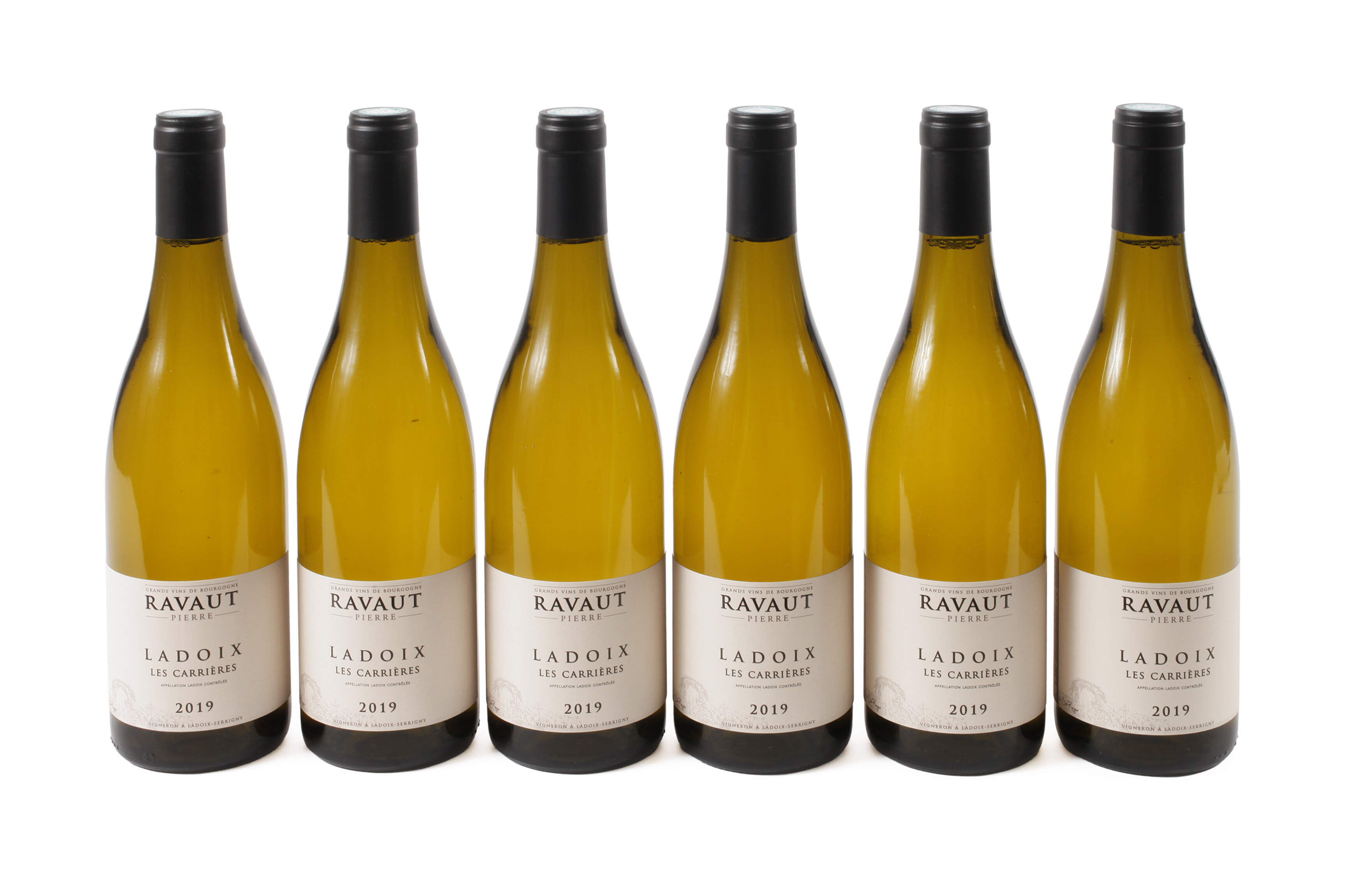 Sechs Flaschen Ladoix Les Carrières 2019