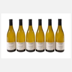 Sechs Flaschen Ladoix Les Carrières 2019