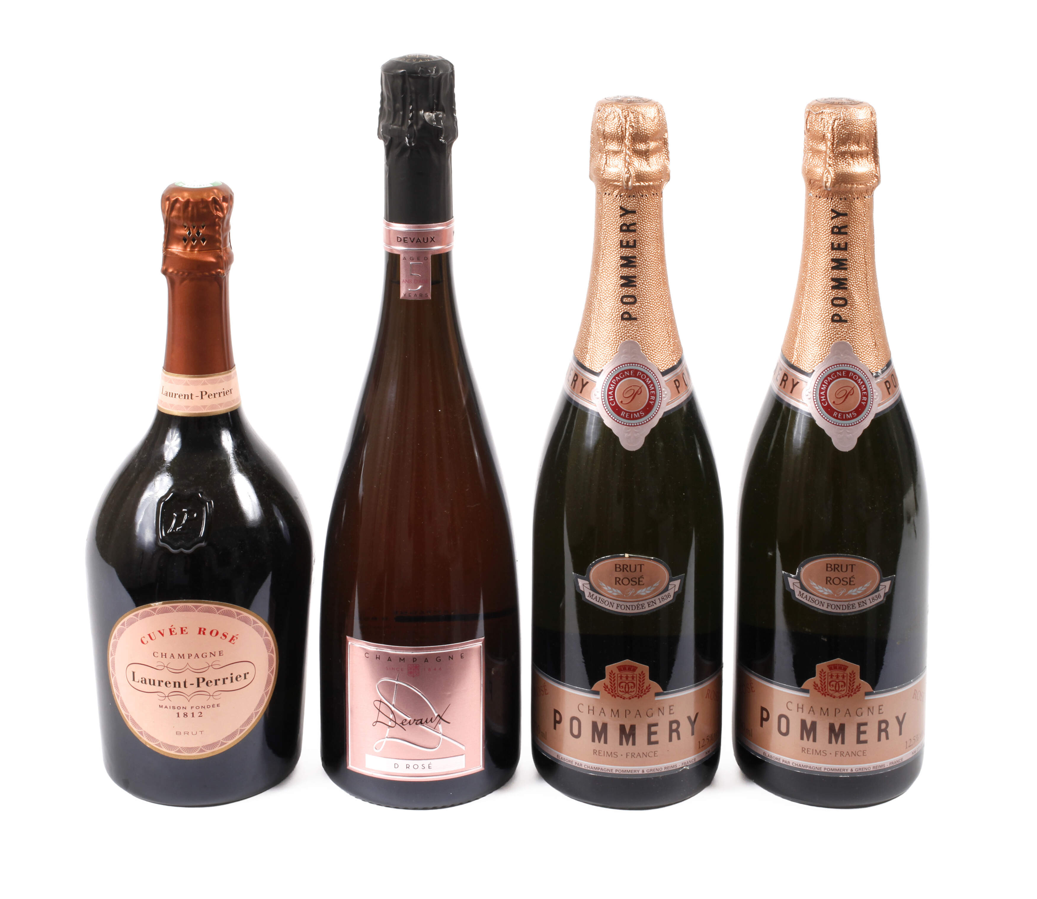 Vier Flaschen Champagner