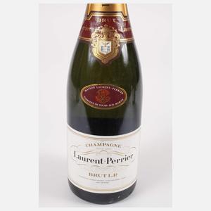 Drei Flaschen Champagner