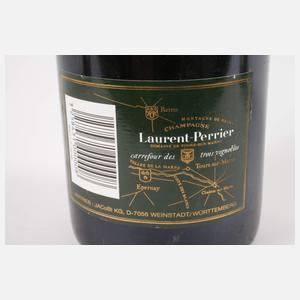 Drei Flaschen Champagner