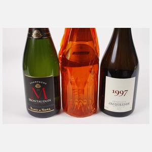 Drei Flaschen Champagner