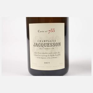 Drei Flaschen Jahrgangschampagner