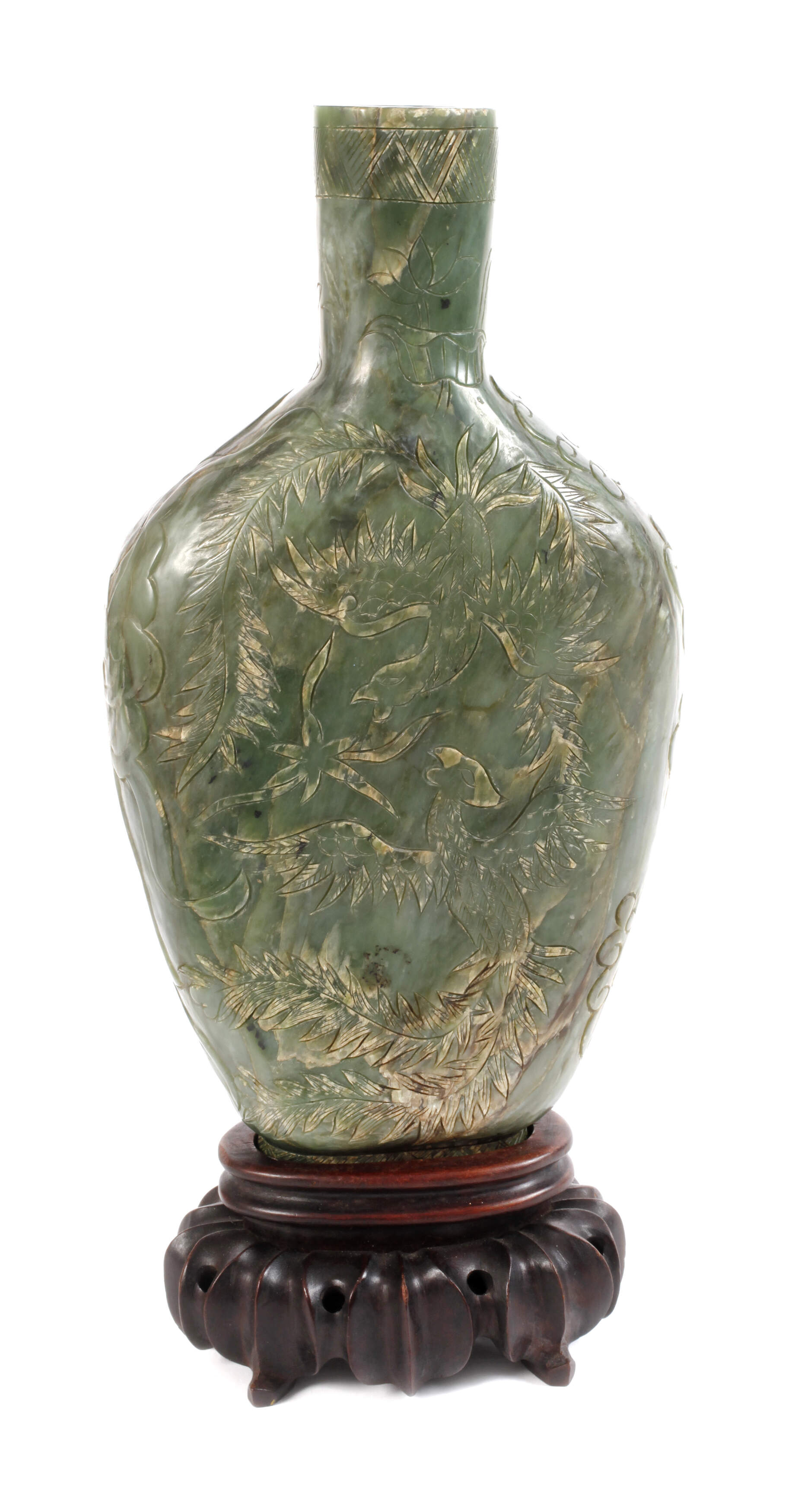 Steinschnitzerei als Vase