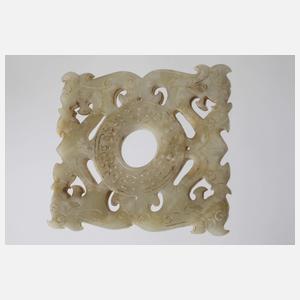 Drei Jadeschnitzereien