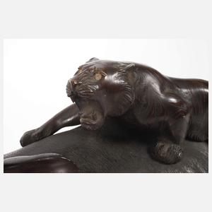 Großes Okimono eines Elefanten