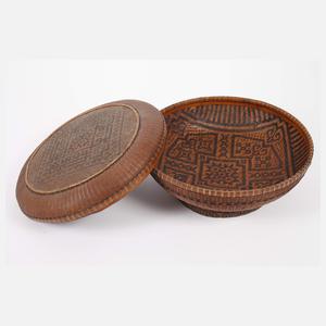 Drei historische Körbe