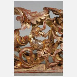 Geschnitzte Supraporte