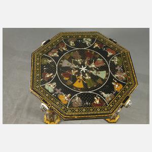 Prachtvoller Beistelltisch