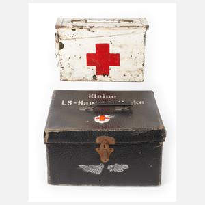Zwei Rot-Kreuz-Kästen, 2. Weltkrieg