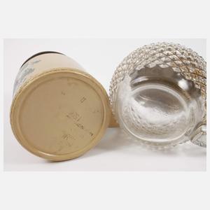 Zwei studentische Bierkrüge